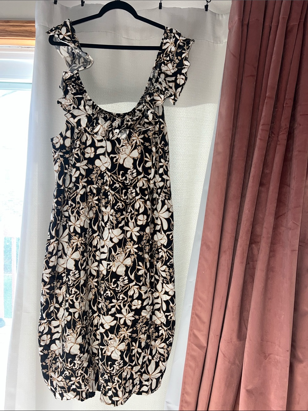 Ava & Viv Black Floral Ruffle-Shoulder Maxi Dress Plus Size 2X